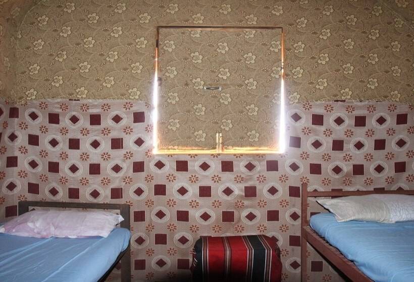 هتل Wadi Rum Caravan Camp