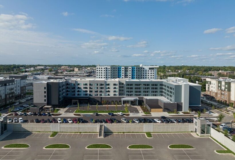 Ac Hotel Lansing University Area