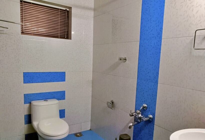 Adrak Mountain Mist Forest Resort