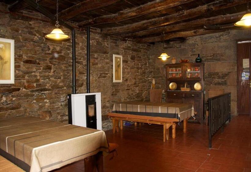 Albergue Los Blasones