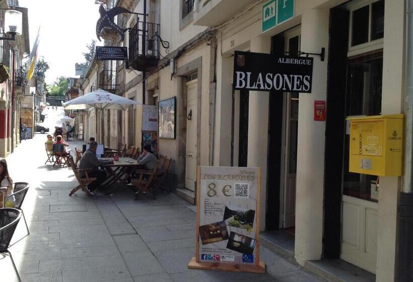 Albergue Los Blasones
