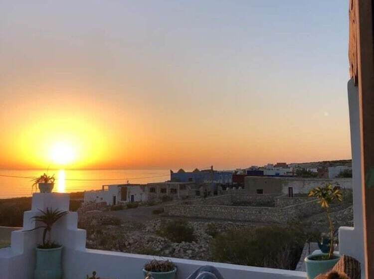 هاستل Surf House Lodge