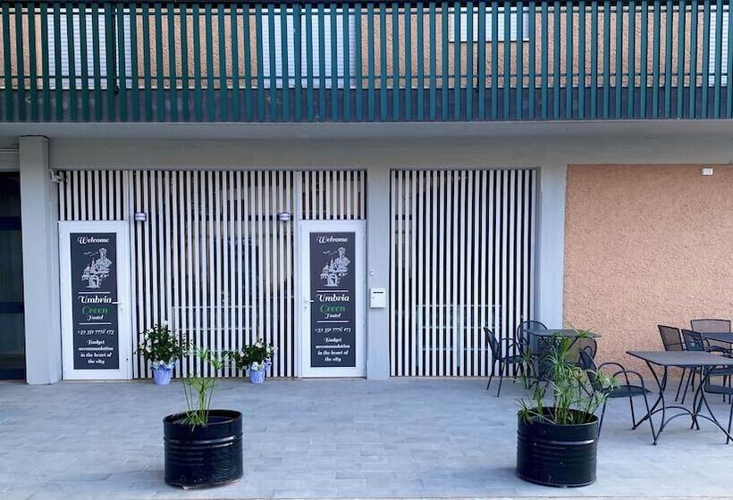 هاستل Umbria Green