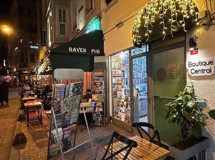 ベッドアンドブレックファースト Boutique Central Taksim