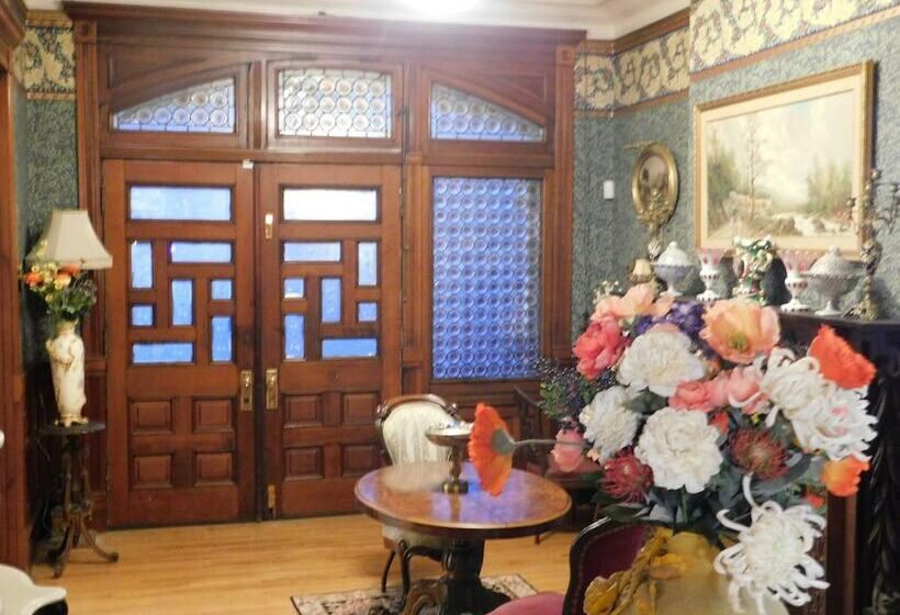 住宿加早餐  Johnstone Mansiion