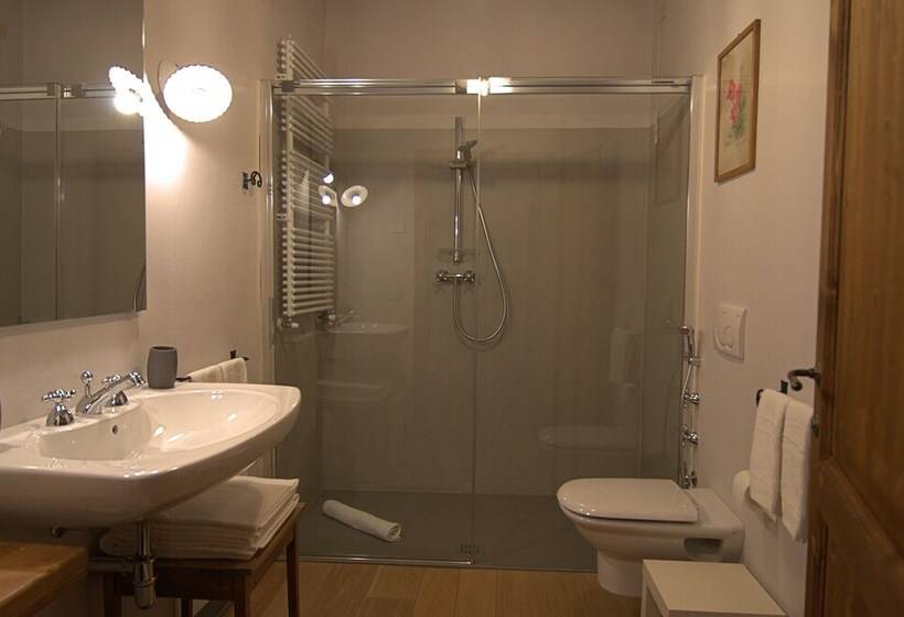 צימר Palazzo Juvalta