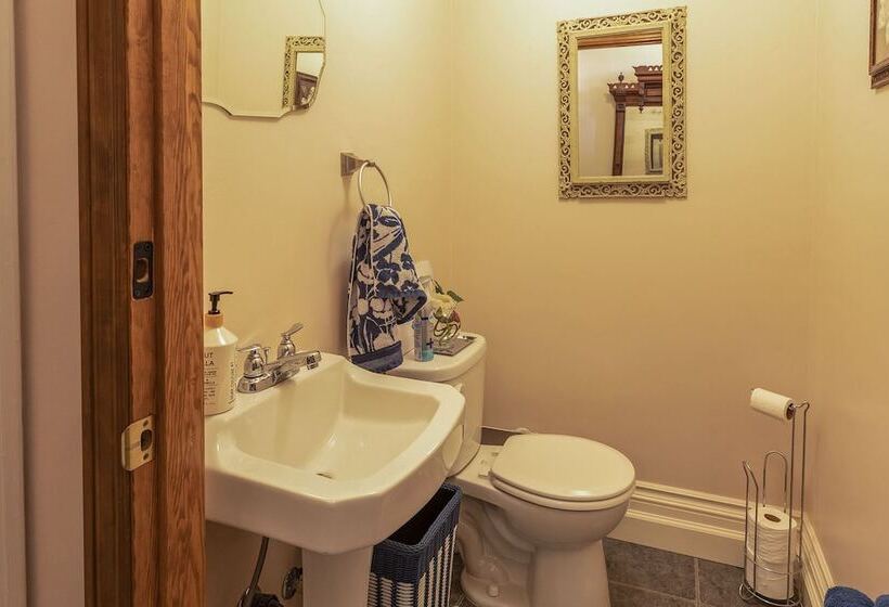 مبيت وإفطار Pinc Lady Mansion