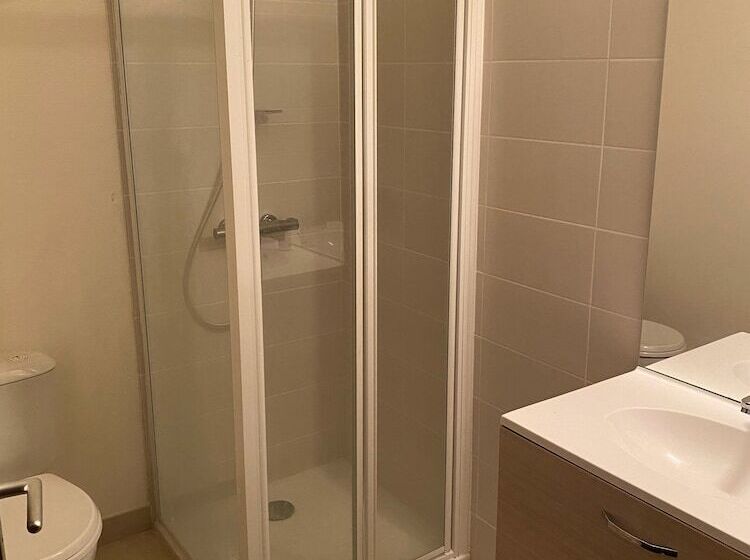 여관 1 Rte De Contrevoz