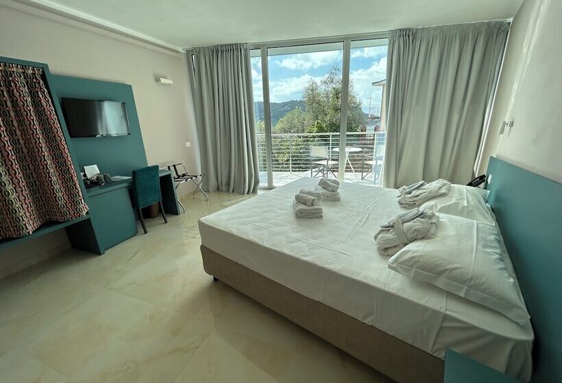 فندق فئة نجمة واحدة Cristallo Park