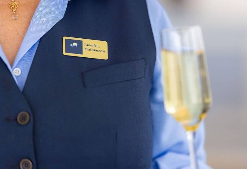 פונדק Hørby Færgekro