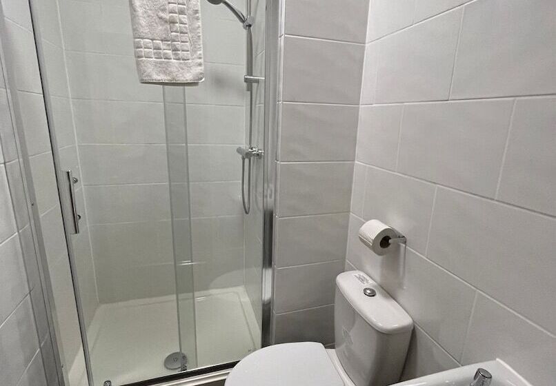 مسافرخانه The Talbot