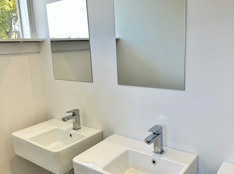 בית מלון כפרי 123 Melbourne St