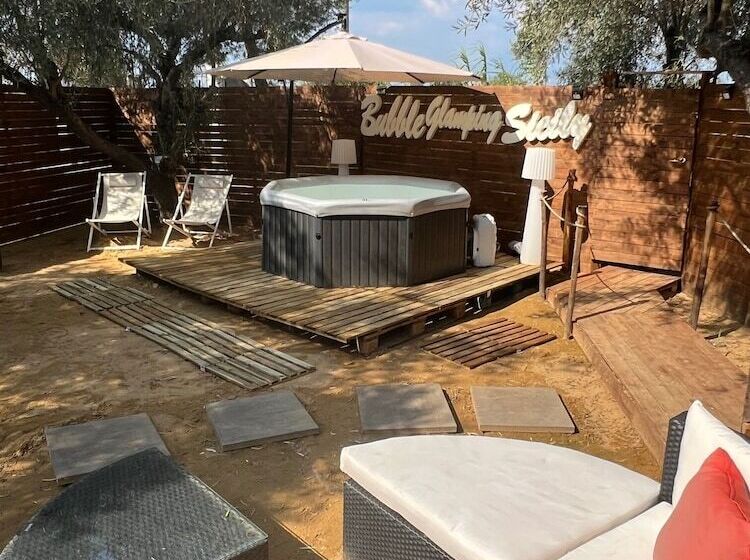 בית מלון כפרי Bubble Glamping Sicily