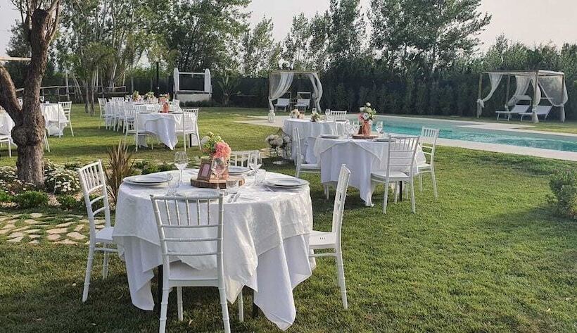 בית מלון כפרי Bubble Glamping Sicily