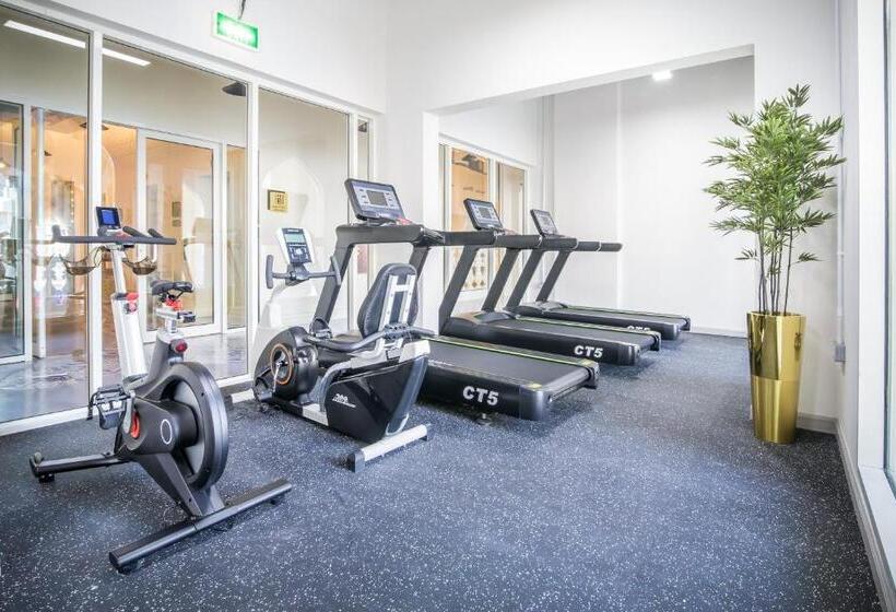 هتل Central Inn Souq Waqif