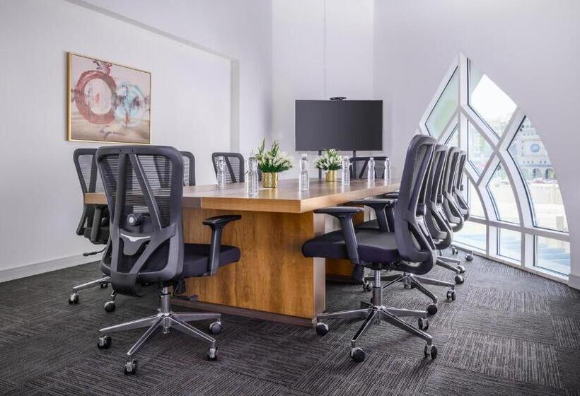 هتل Central Inn Souq Waqif