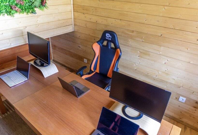 酒店 Coliving The Valley Portugal With Coworking Space Open 24 7