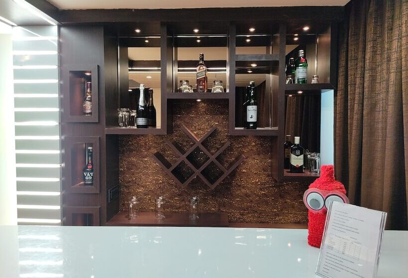 בית מלון כפרי Divan Clarks Inn Goa