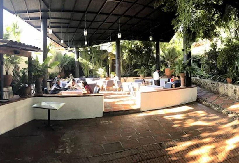 ホテル El Ciruelo