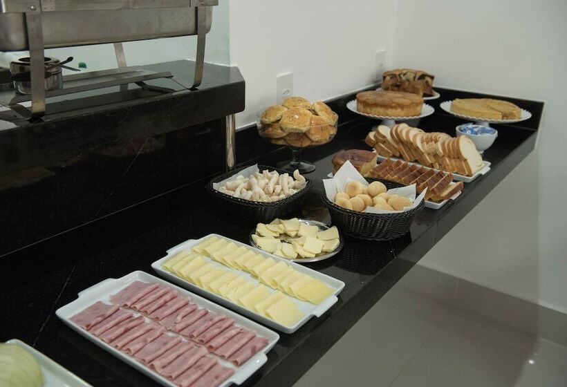 ホテル Esmeralda Verde