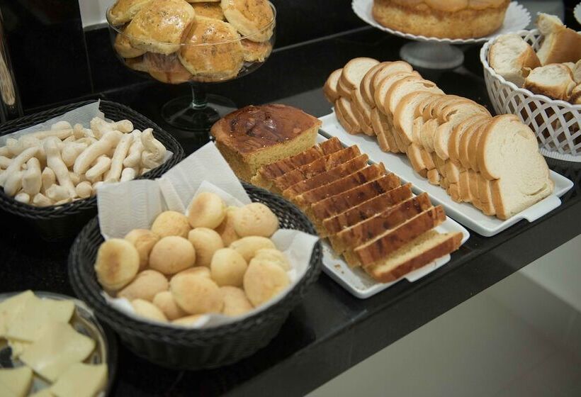 ホテル Esmeralda Verde