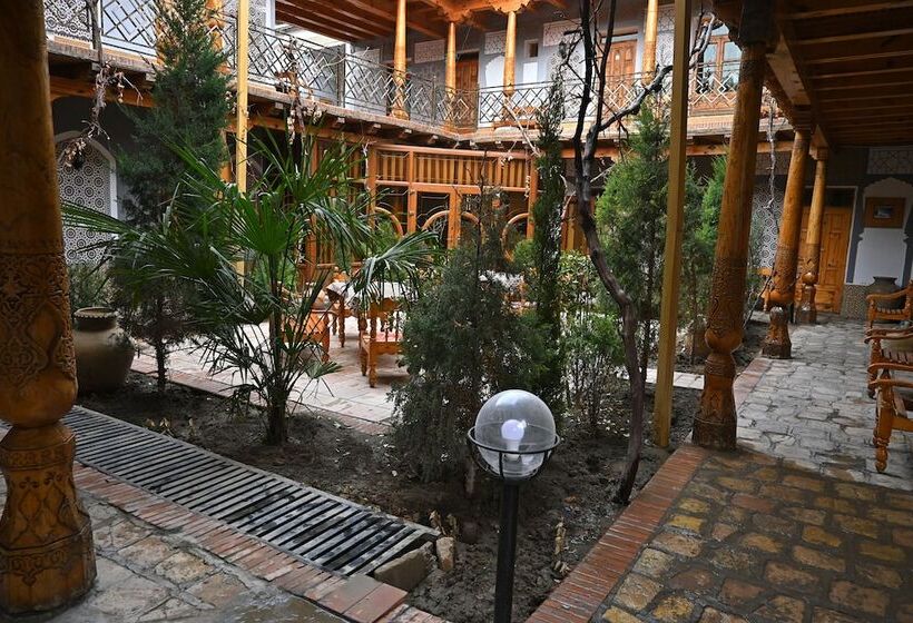 בית מלון כפרי Grand Nodirbek