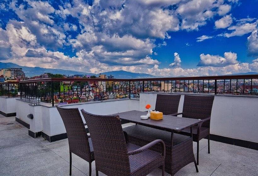 בית מלון כפרי Grand View