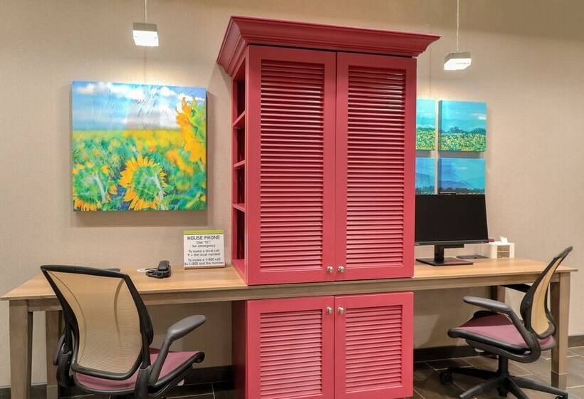 Отель Home2 Suites By Hilton Alcoa Knoxville Airport