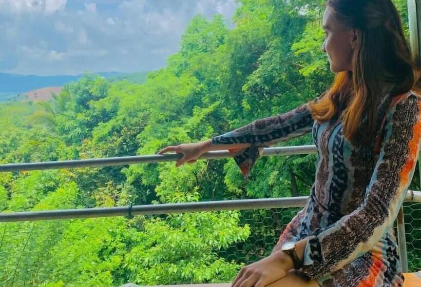 Отель Hostal Raices De Mi Pueblo