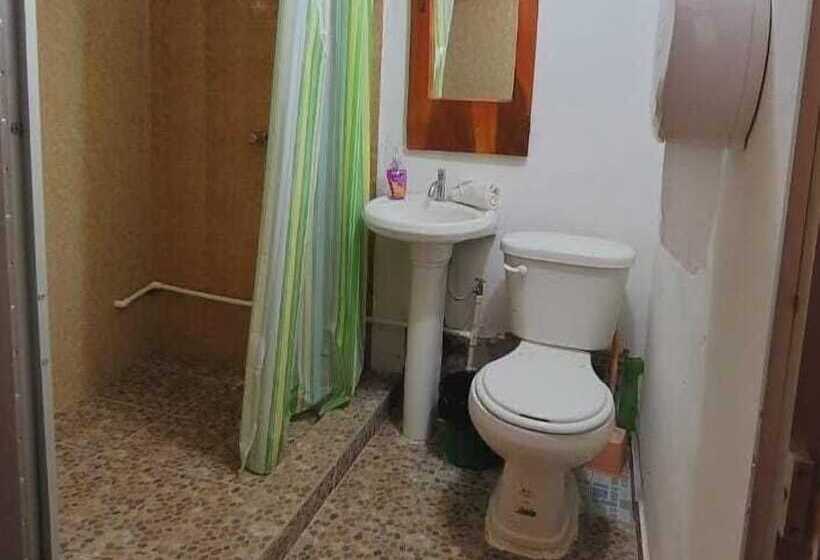 Отель Hostal Raices De Mi Pueblo