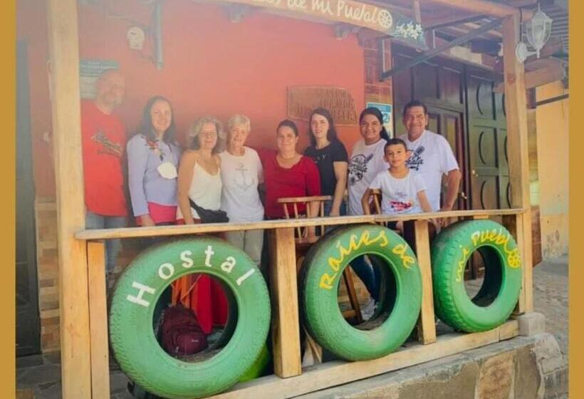 Отель Hostal Raices De Mi Pueblo