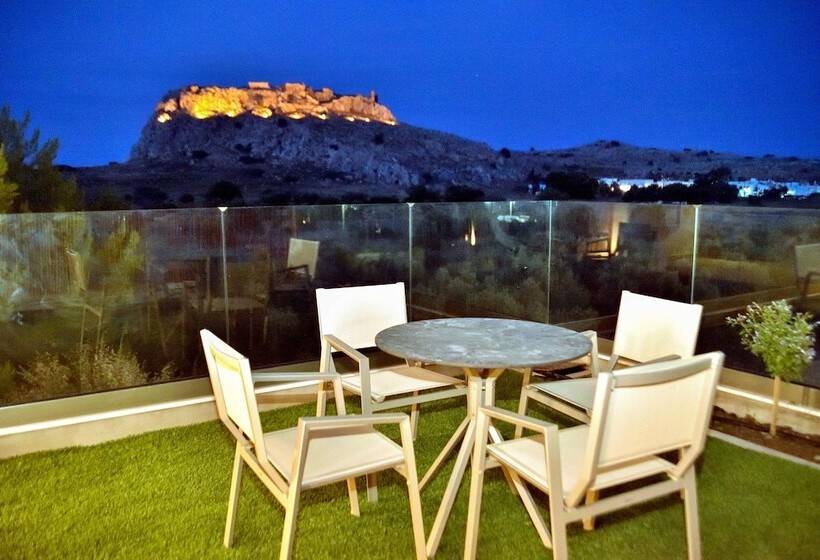 فندق Kouros Stone Suites