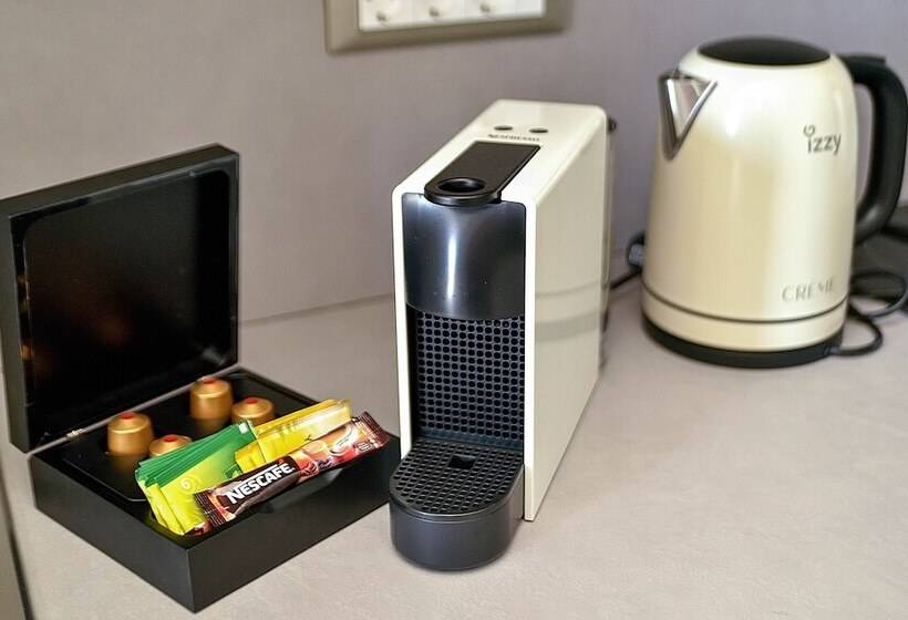 בית מלון כפרי Kouros Stone Suites