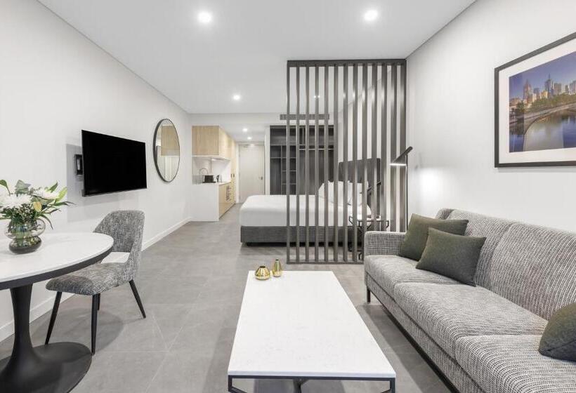 בית מלון כפרי Meriton Suites Melbourne