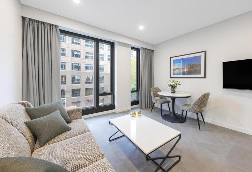 בית מלון כפרי Meriton Suites Melbourne