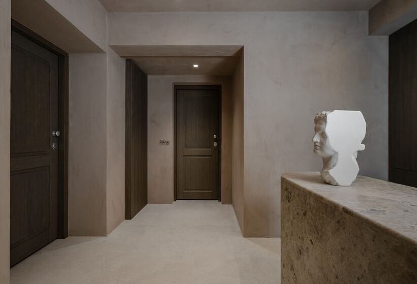 Отель Naxos Rhyton