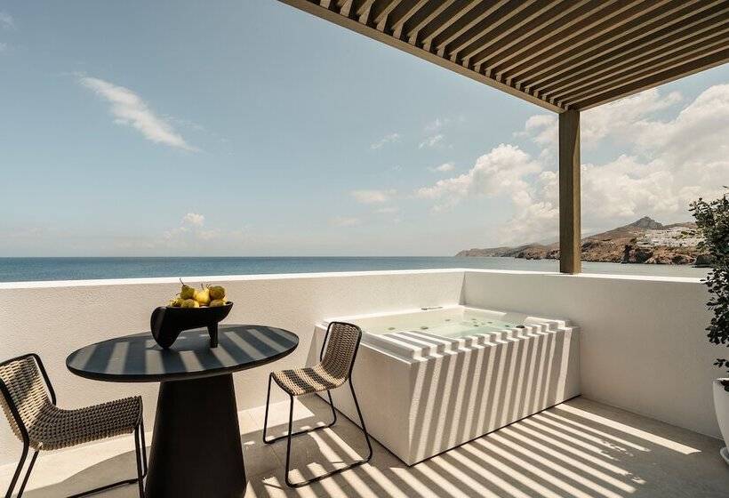 Отель Naxos Rhyton