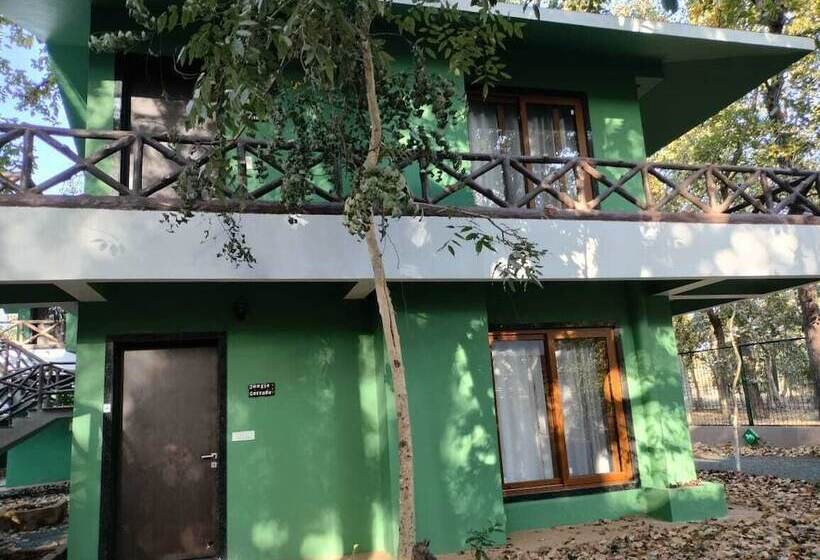 בית מלון כפרי Nirmal Chhaya Nature Resort