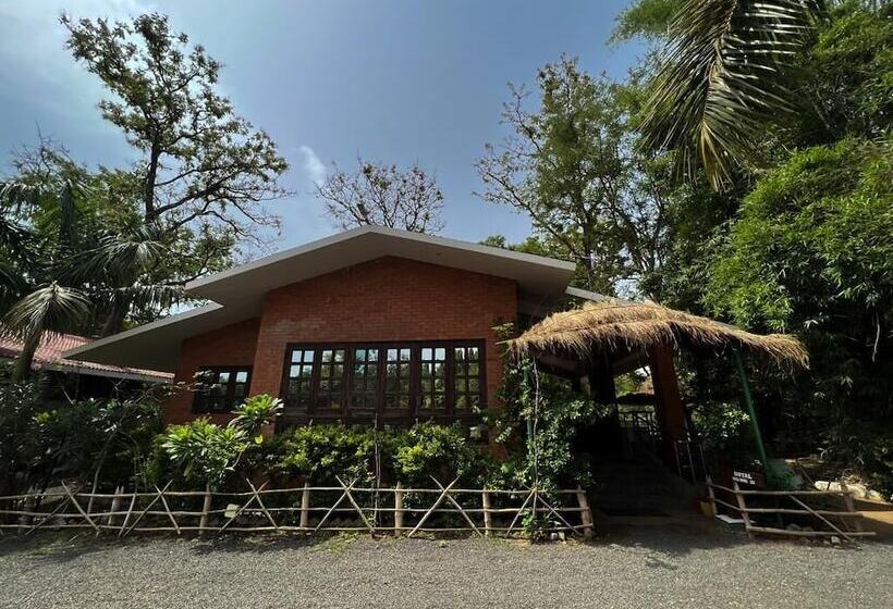 فندق Nirmal Chhaya Nature Resort