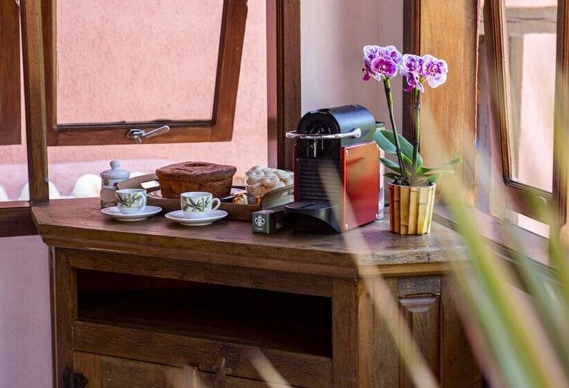 Отель Velinn Pousada Canoa Ilhabela