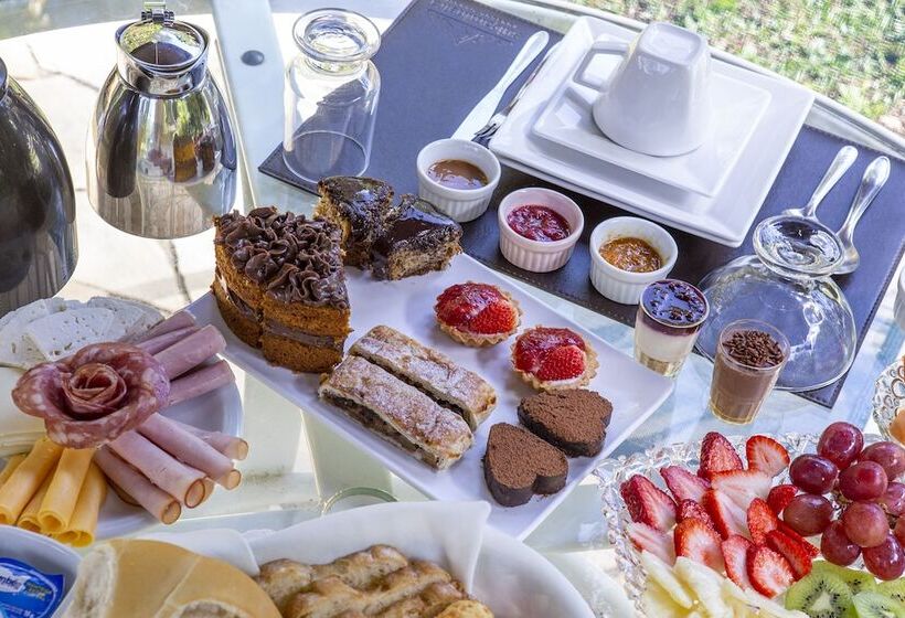 בית מלון כפרי Pousada Suica Mineira Garden