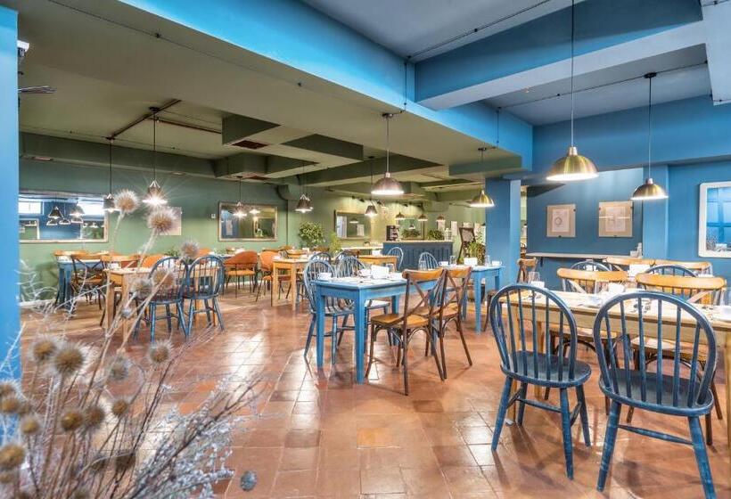 هتل Raimond Palace