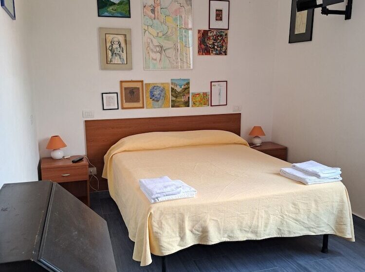 בית מלון כפרי San Carlo