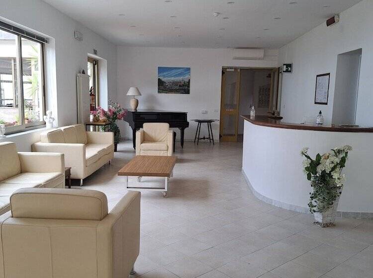 בית מלון כפרי San Carlo