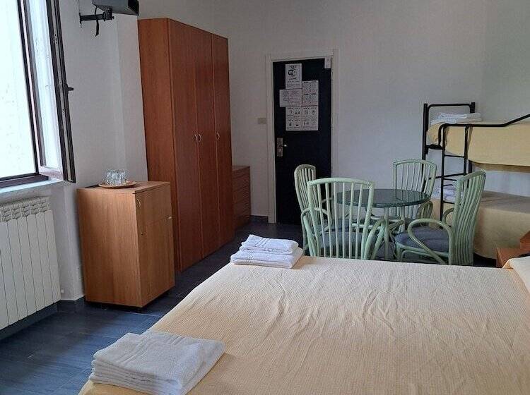 בית מלון כפרי San Carlo