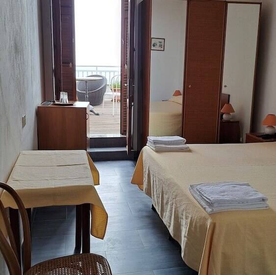 בית מלון כפרי San Carlo