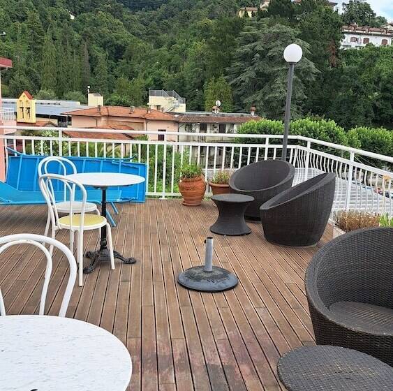 בית מלון כפרי San Carlo