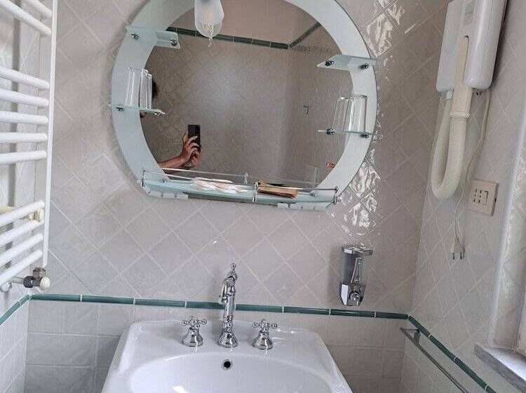 בית מלון כפרי San Carlo