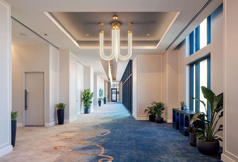 هتل Tempo By Hilton Nashville Downtown