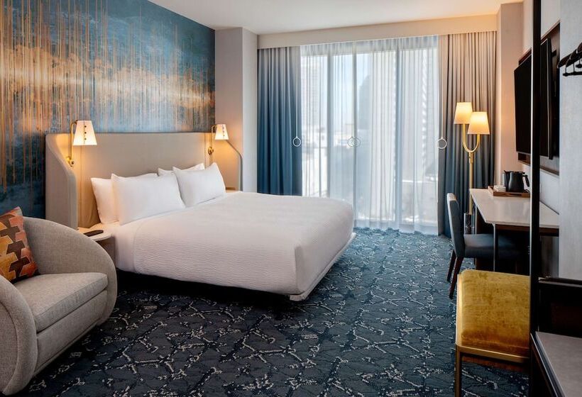 هتل Tempo By Hilton Nashville Downtown